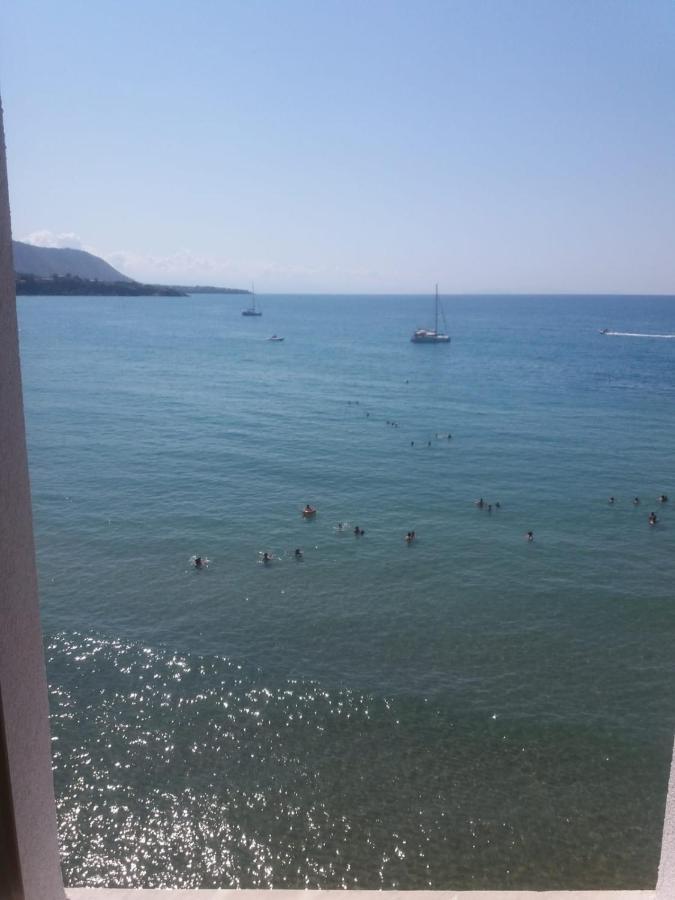 Lavatoioflats Casa Sul Mare E Sul Lavatoio Medievale A Cefalú Exterior foto